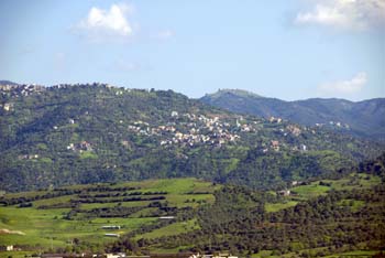 Djemaa saridj,  Paysage de kabylie