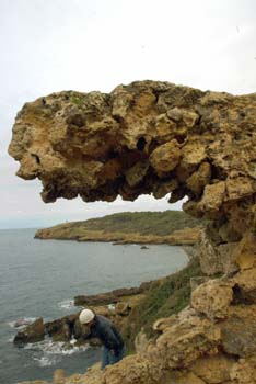 Tipaza,  Le passage